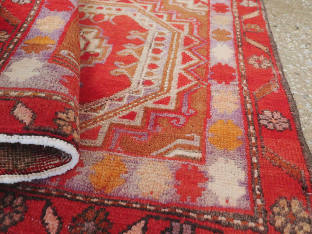 Vintage Persian Tabriz Rug, No.25170 - Gss