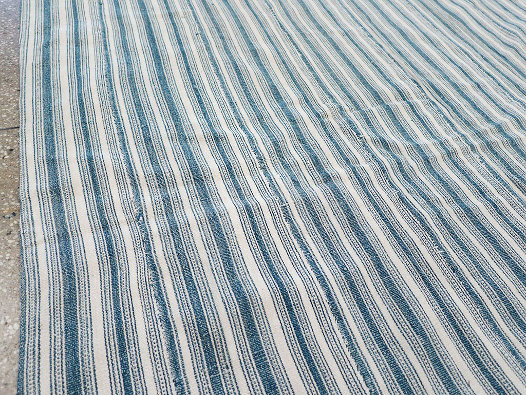 Vintage Persian Flatweave Kilim Square Accent Rug, No.25190 - Gss