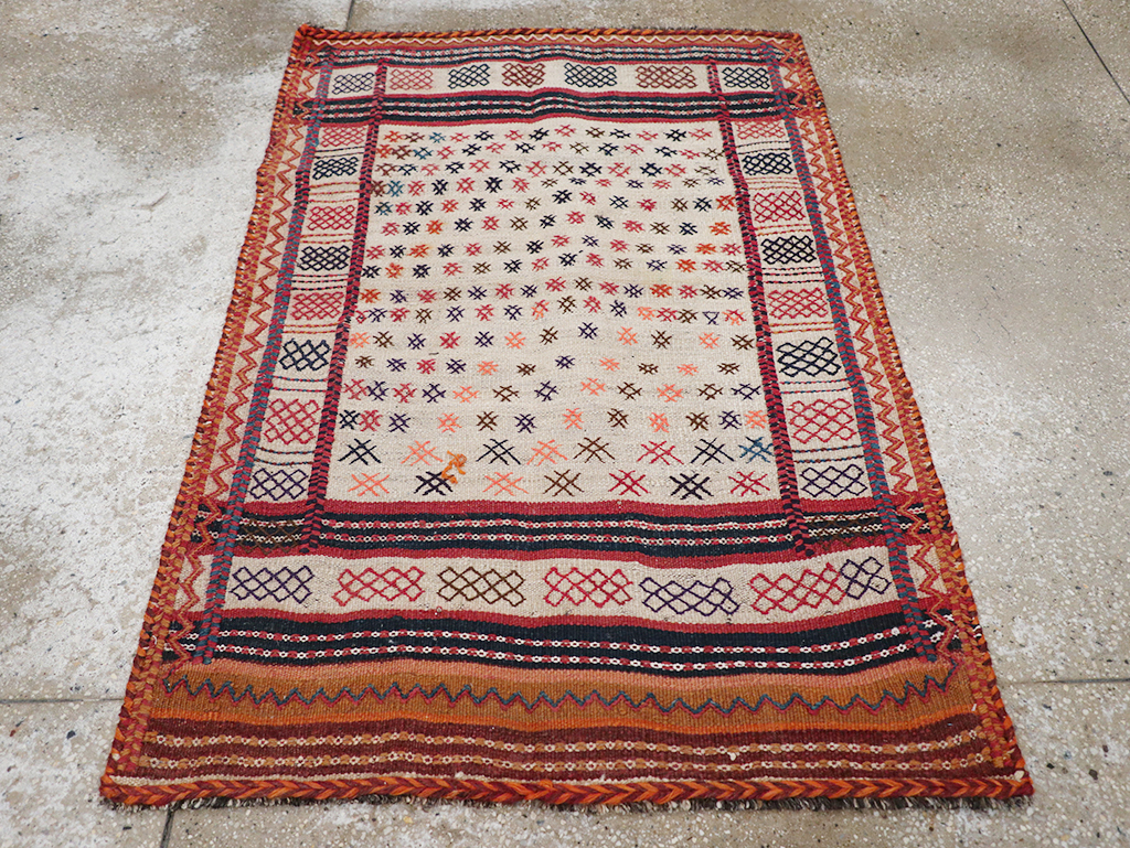 Vintage Persian Flatweave Kilim Throw Rug, No.25199 - Gss