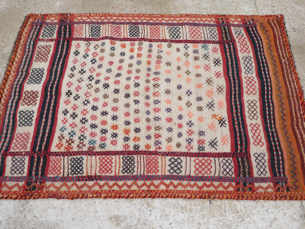 Vintage Persian Flatweave Kilim Throw Rug, No.25199 - Gss