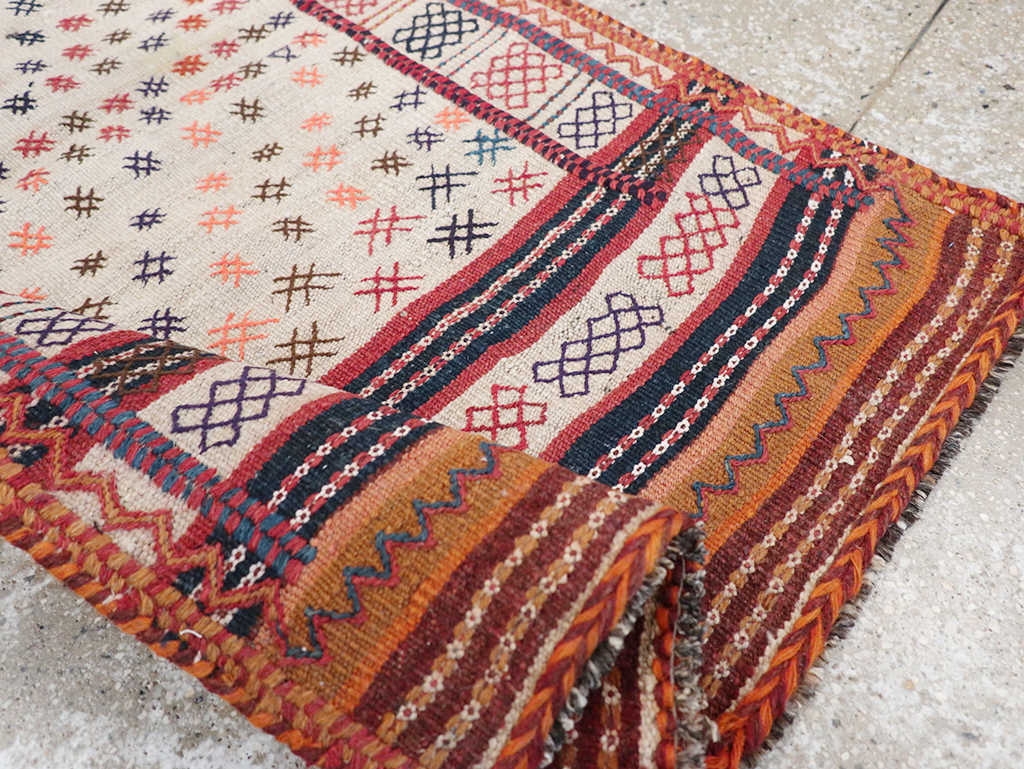 Vintage Persian Flatweave Kilim Throw Rug, No.25199 - Gss