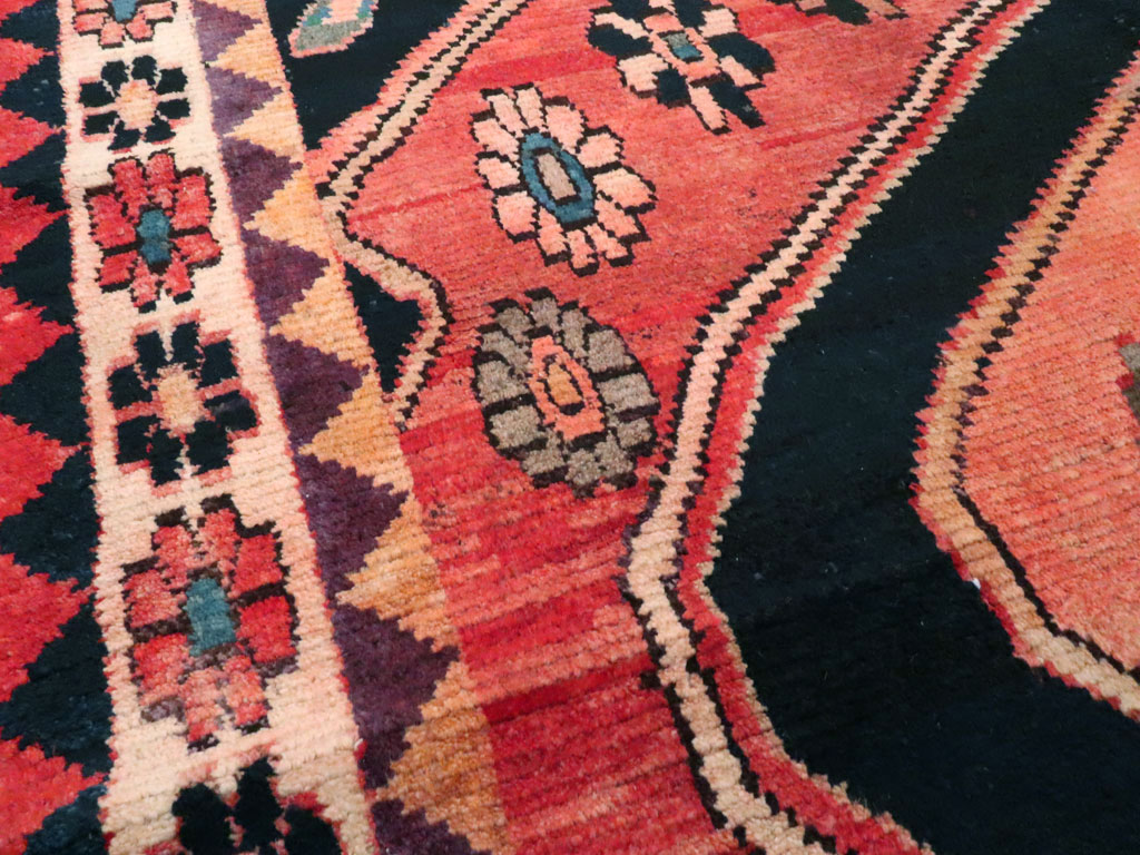 Vintage Persian Gabbeh Rug, No.25203 - Gss