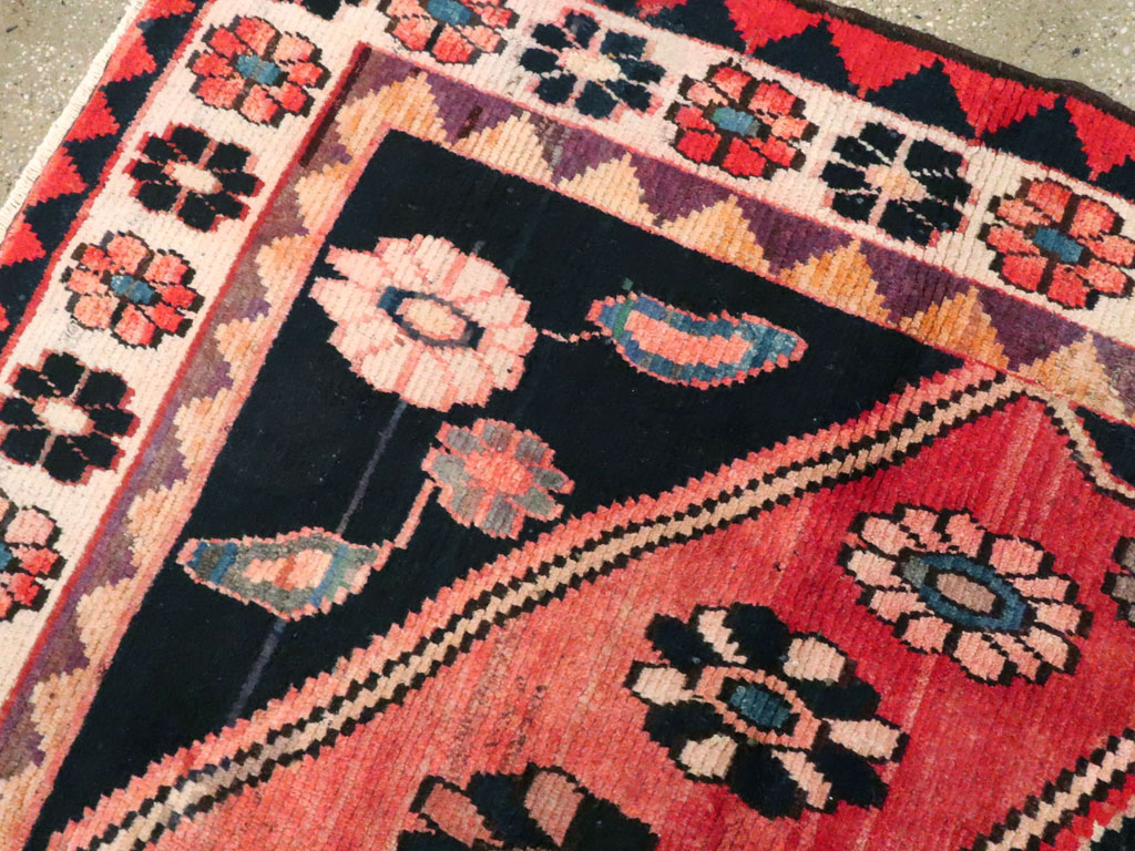 Vintage Persian Gabbeh Rug, No.25203 - Gss