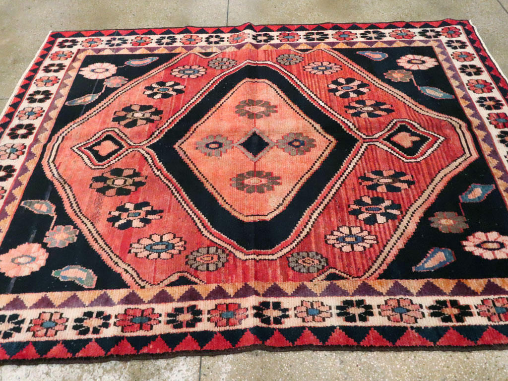 Vintage Persian Gabbeh Rug, No.25203 - Gss