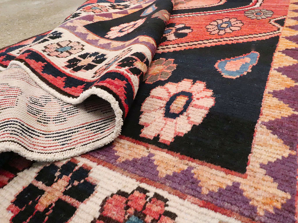 Vintage Persian Gabbeh Rug, No.25203 - Gss
