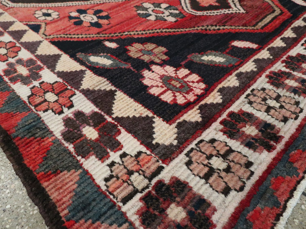 Vintage Persian Gabbeh Rug, No.25205 - Gss