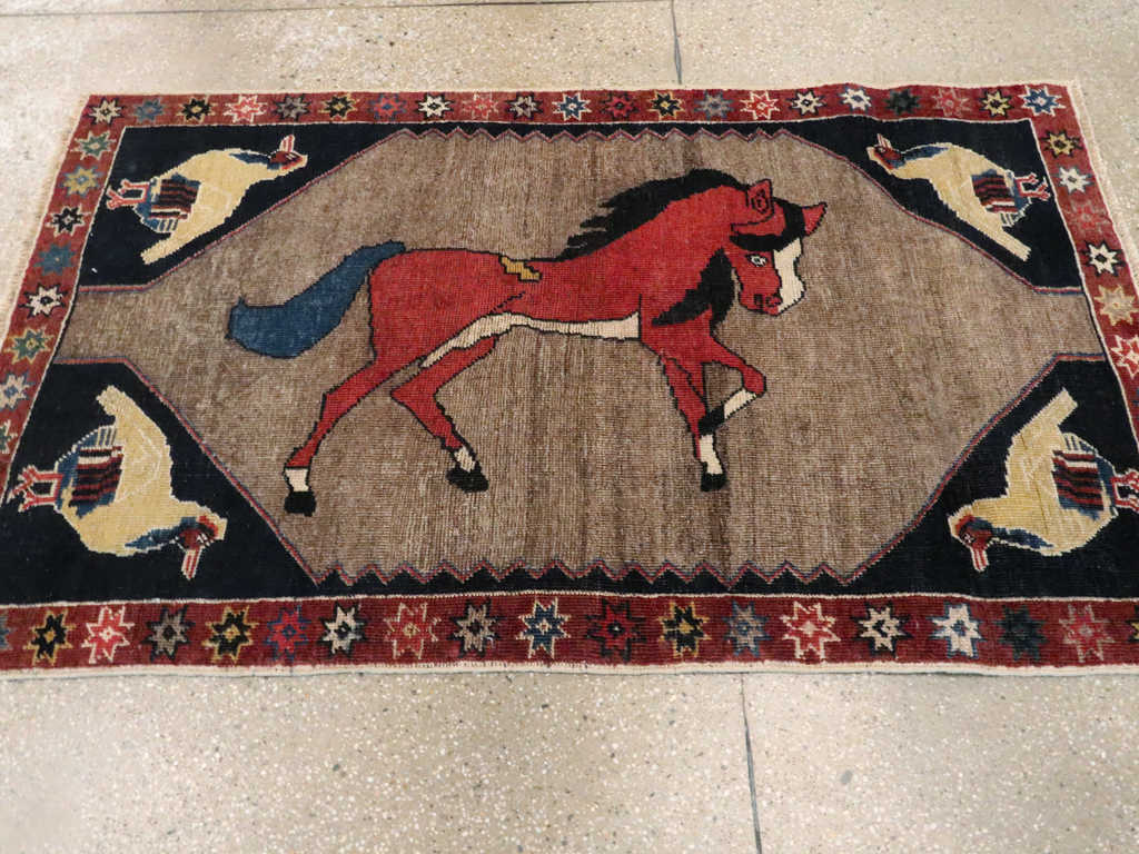 Vintage Persian Shiraz Pictorial Rug, No.25214 - Gss