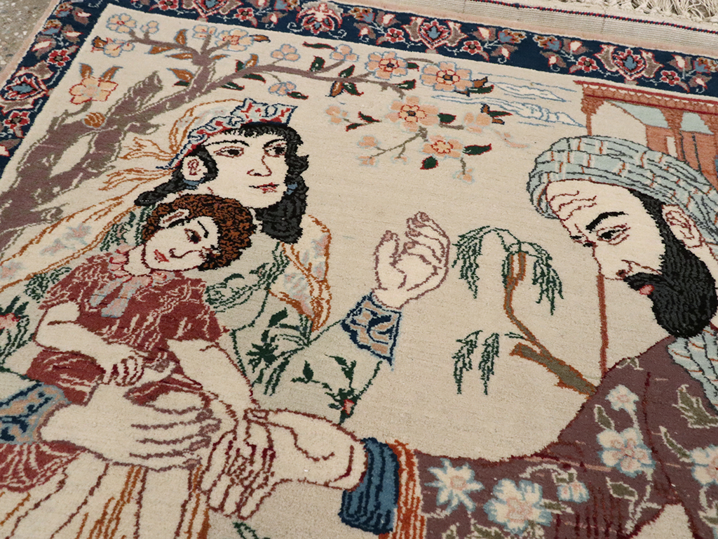 Vintage Persian Isfahan Pictorial Rug, No.25216 - Gss