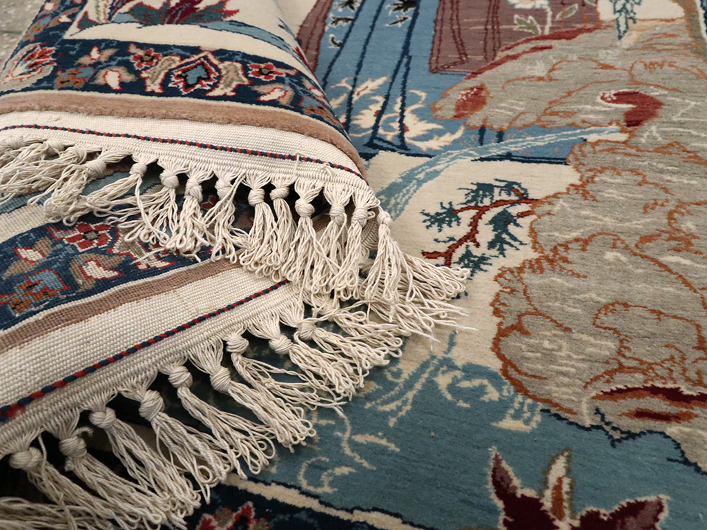 Vintage Persian Isfahan Pictorial Rug, No.25216 - Gss