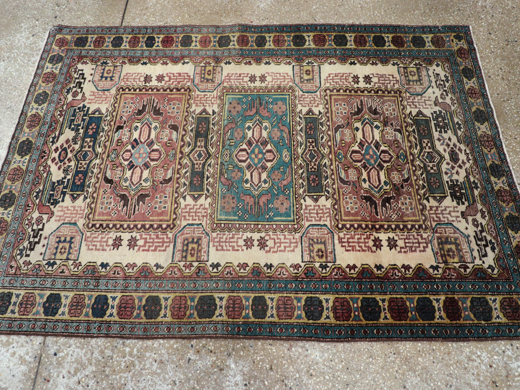 Vintage Persian Veece Throw Rug, No.25222 - Gss