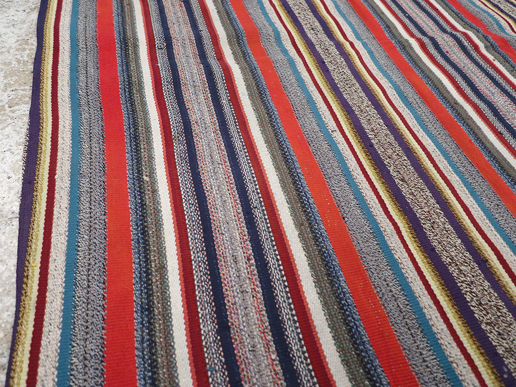 Vintage Persian Flatweave Kilim Accent Rug, No.25268 - Gss