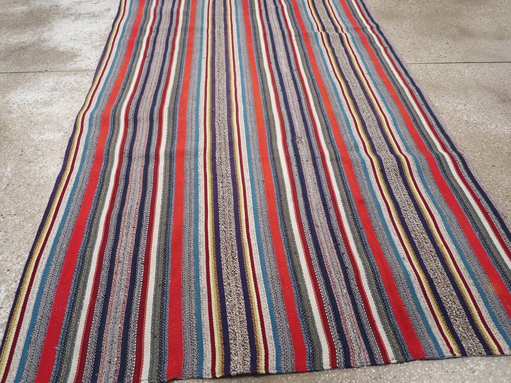 Vintage Persian Flatweave Kilim Accent Rug, No.25268 - Gss