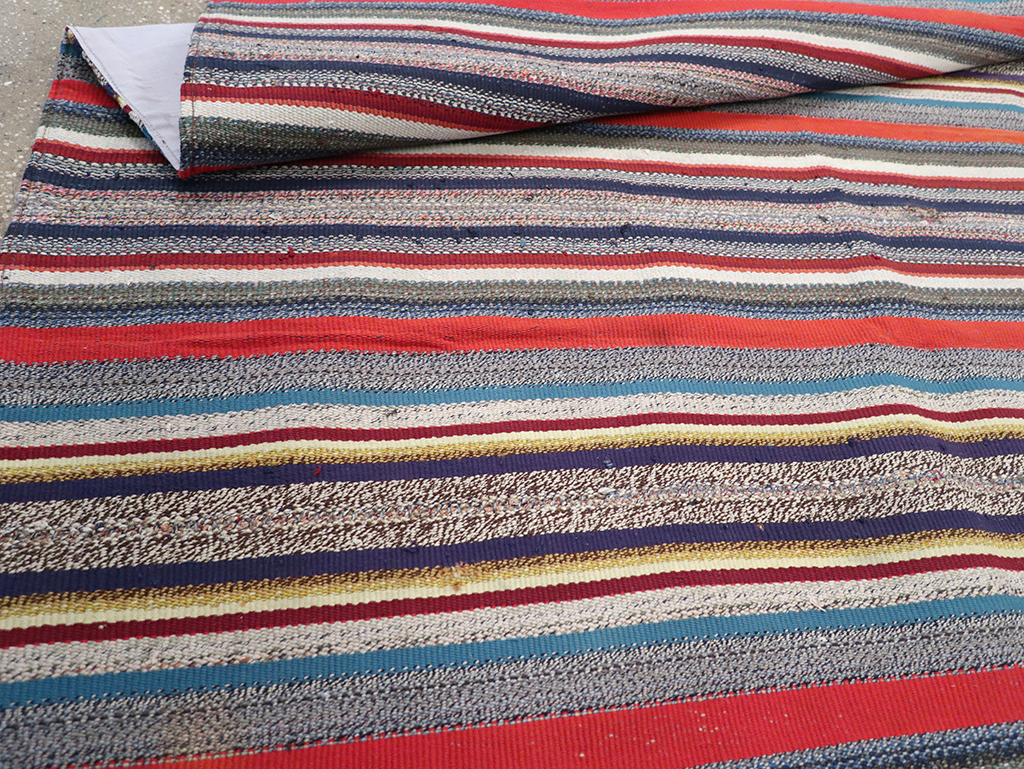 Vintage Persian Flatweave Kilim Accent Rug, No.25268 - Gss