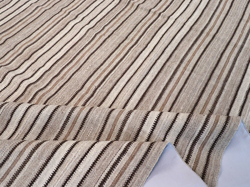 Vintage Persian Flatweave Kilim Room Size Carpet, No.25272 - Gss