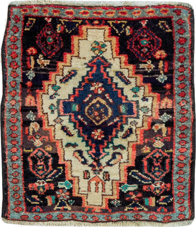 Vintage Persian Senneh Square Throw Rug, No.25276 - Gss