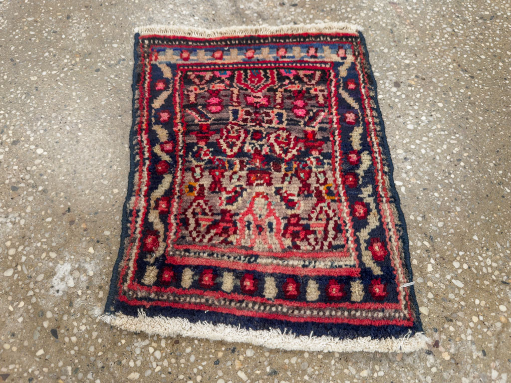 Vintage Persian Senneh Throw Rug, No.25277 - Gss