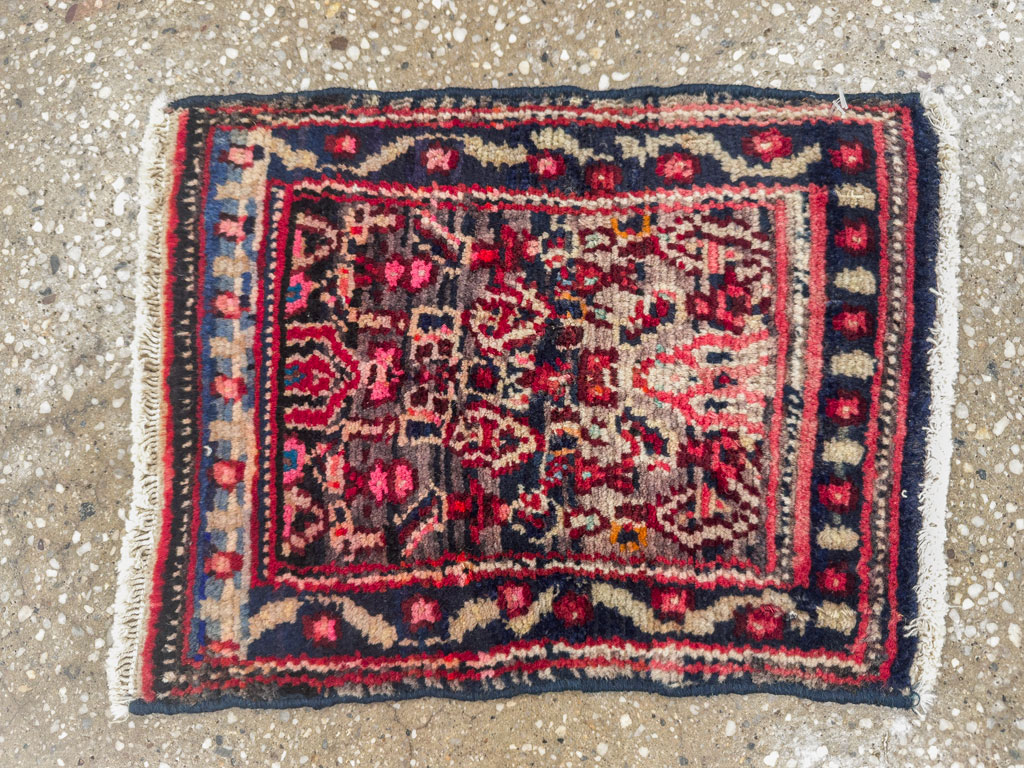 Vintage Persian Senneh Throw Rug, No.25277 - Gss