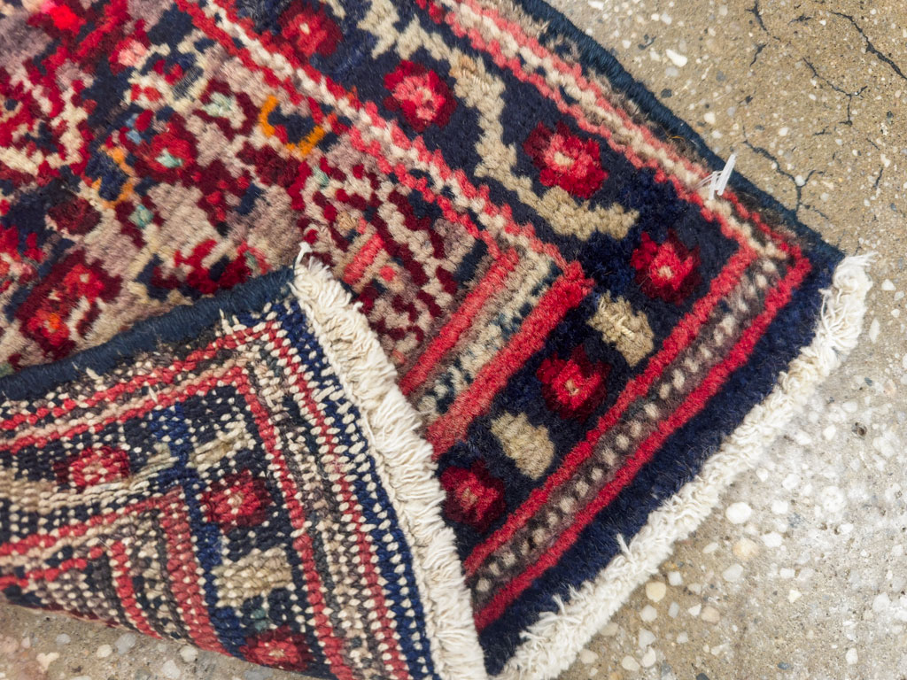 Vintage Persian Senneh Throw Rug, No.25277 - Gss