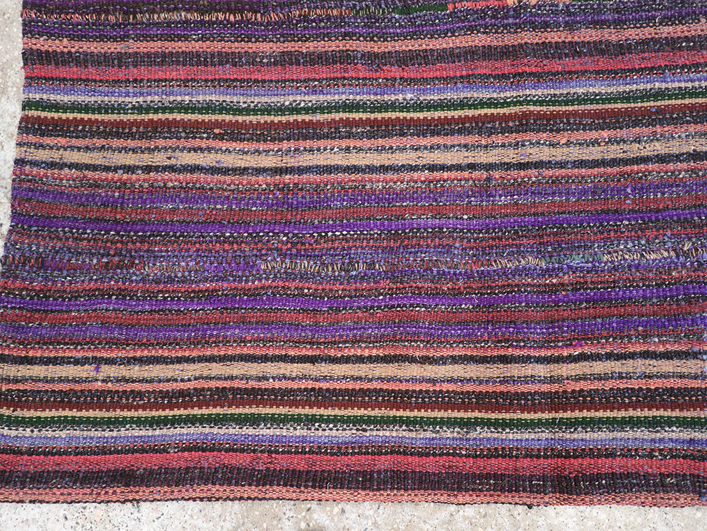 Vintage Persian Flatweave Kilim Accent Rug, No.25282 - Gss