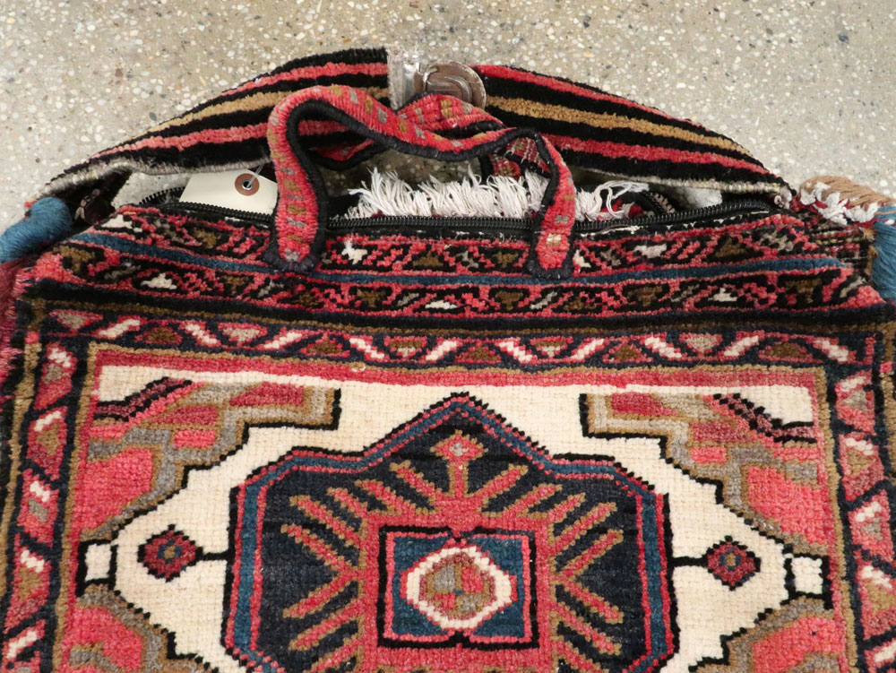 Vintage Persian Afshar Tribal Bag, No.25285 - Gss
