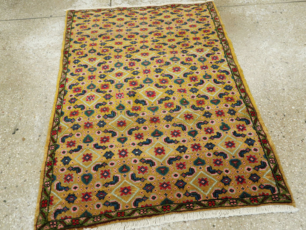 Vintage Persian Mahal Rug, No.25296 - Gss