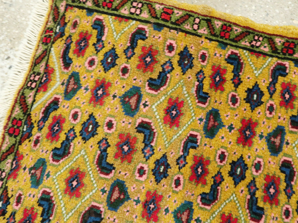 Vintage Persian Mahal Rug, No.25296 - Gss