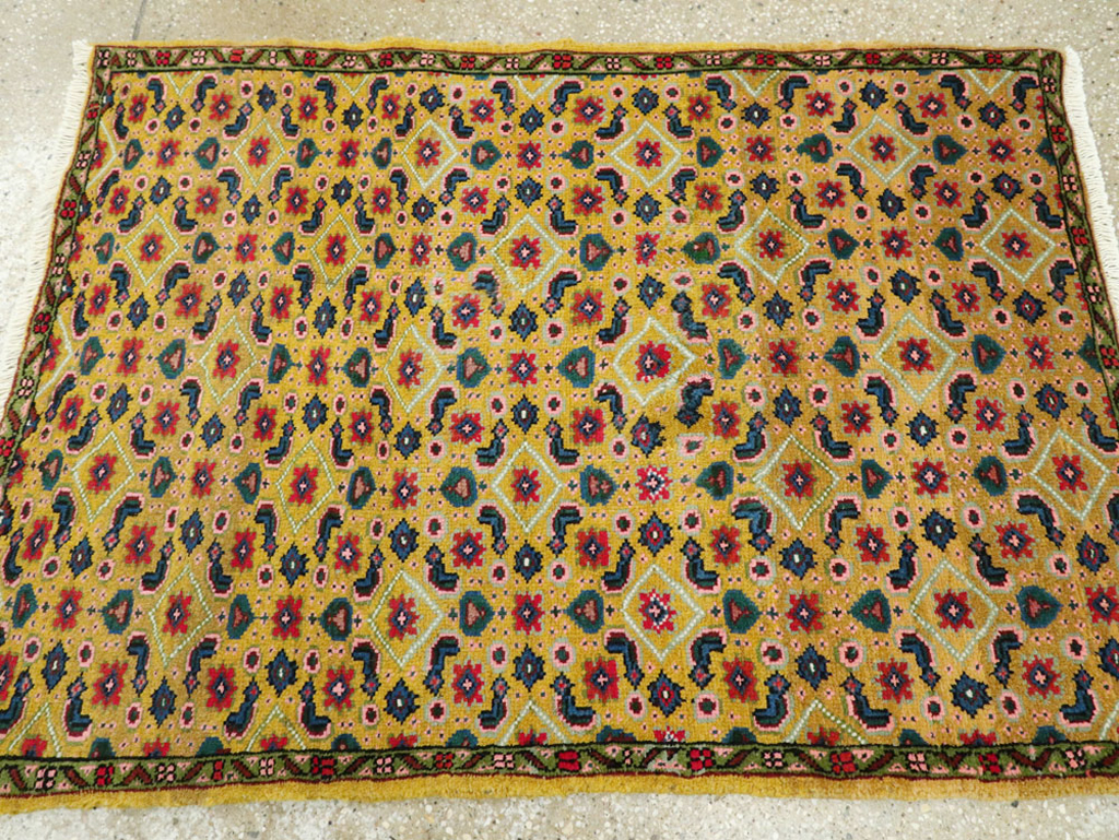 Vintage Persian Mahal Rug, No.25296 - Gss