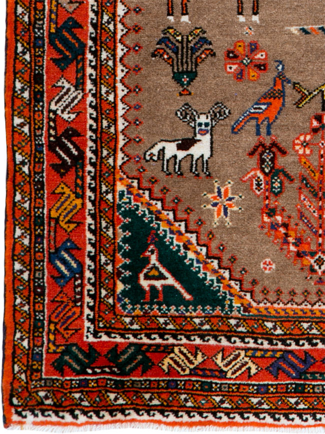 Vintage Persian Shiraz Pictorial Rug, No.25297 - Gss