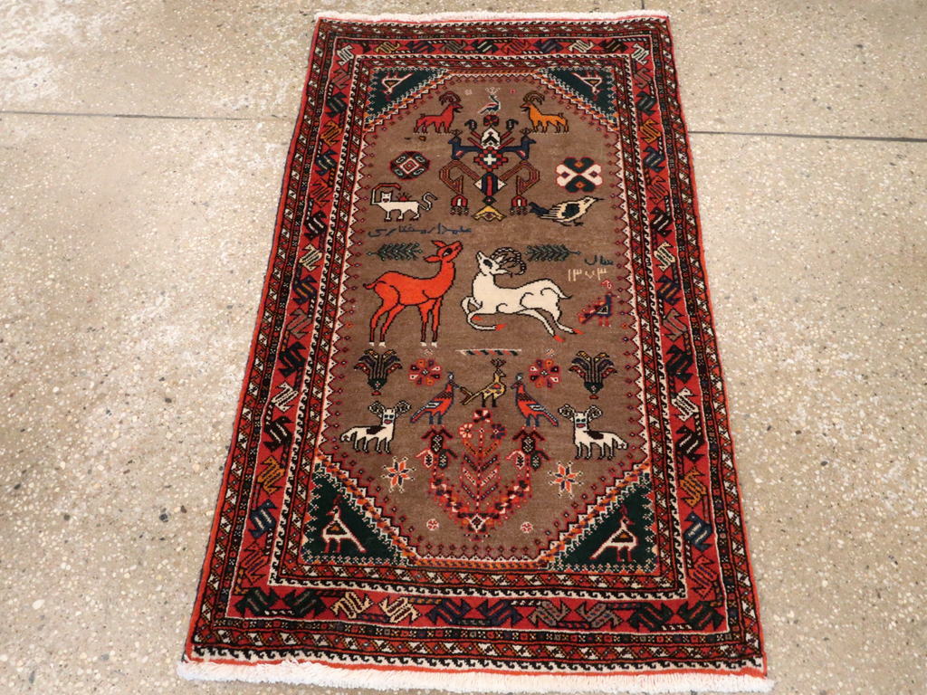 Vintage Persian Shiraz Pictorial Rug, No.25297 - Gss