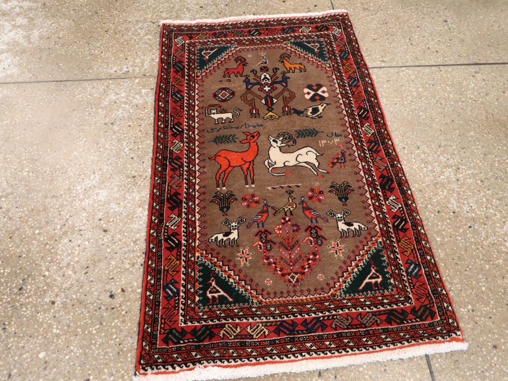 Vintage Persian Shiraz Pictorial Rug, No.25297 - Gss