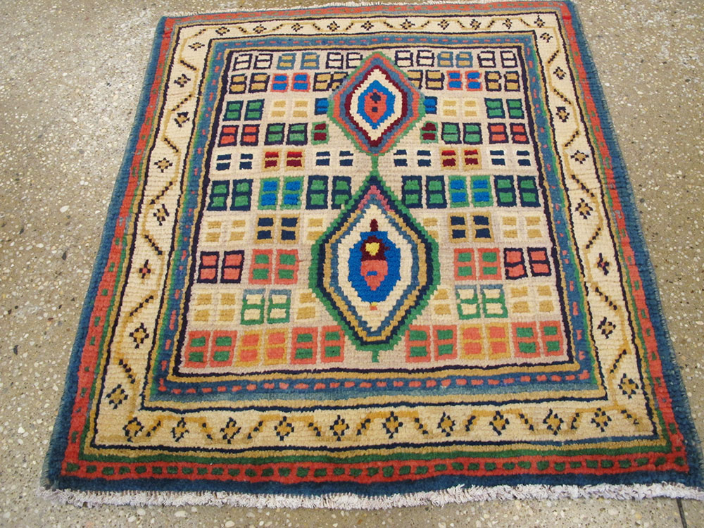 Vintage Persian Gabbeh Rug, No.25322 - Gss