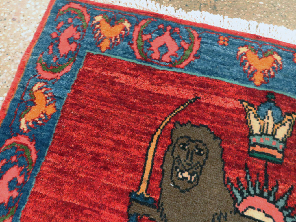 Vintage Persian Qashqai Pictorial Rug, No.25326 - Gss