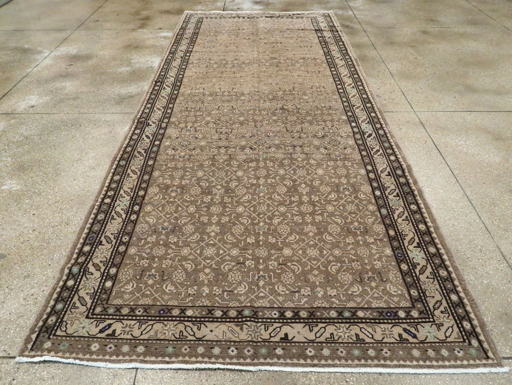 Vintage Persian Malayer Gallery Carpet, No.25374 - Gss
