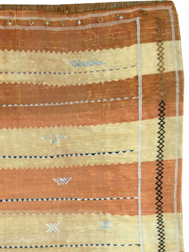 Vintage Moroccan Flatweave Kilim Accent Rug, No.25445 - Gss