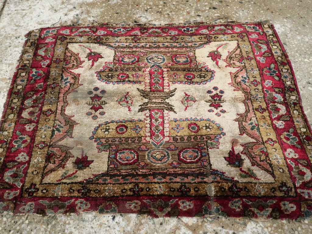 Antique Persian Kashan Silk Rug, No.25482 - Gss