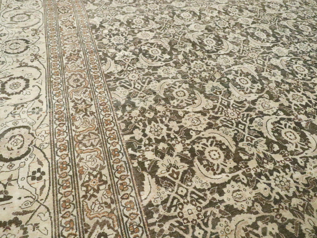 Antique Persian Tabriz Carpet, No.25490 - Gss