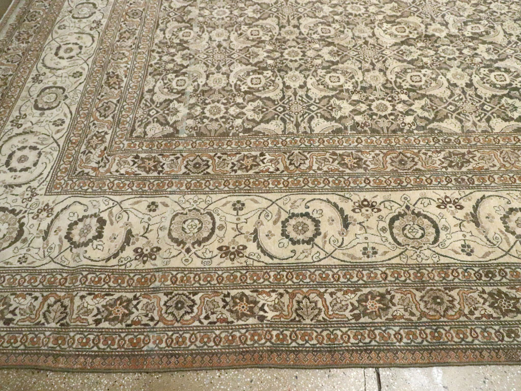 Antique Persian Tabriz Carpet, No.25490 - Gss