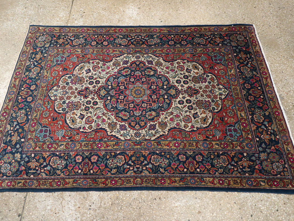Antique Persian Kashan Rug, No.25501 - Gss
