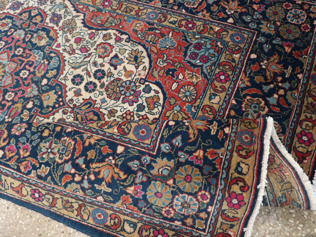 Antique Persian Kashan Rug, No.25501 - Gss