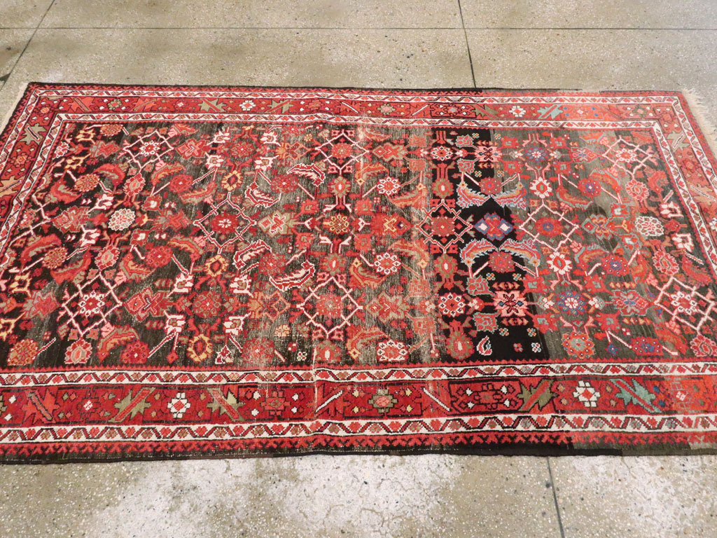 Antique Persian Mahal Rug, No.25548 - Gss