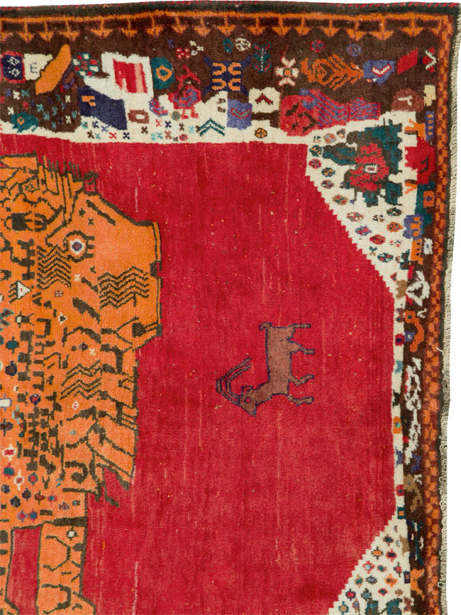 Vintage Persian Shiraz Pictorial Rug, No.25549 - Gss