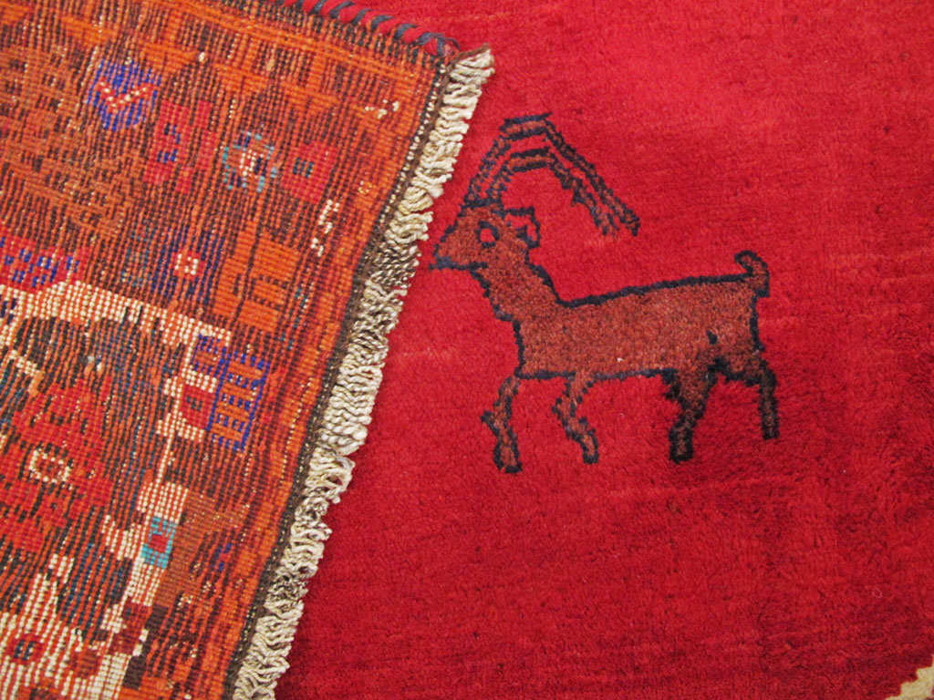 Vintage Persian Shiraz Pictorial Rug, No.25549 - Gss