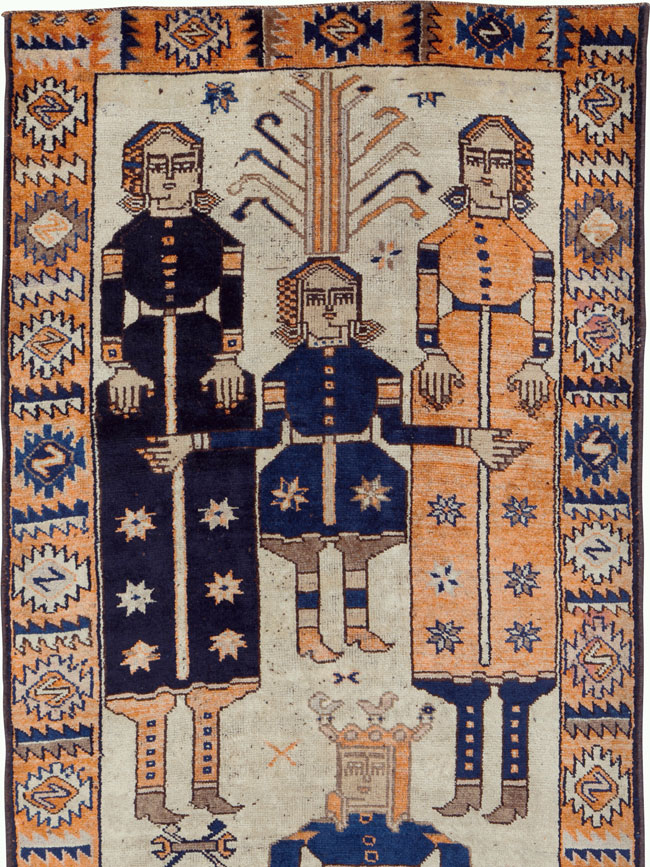 Vintage Persian Bakhtiari Pictorial Rug, No.25561 - Gss