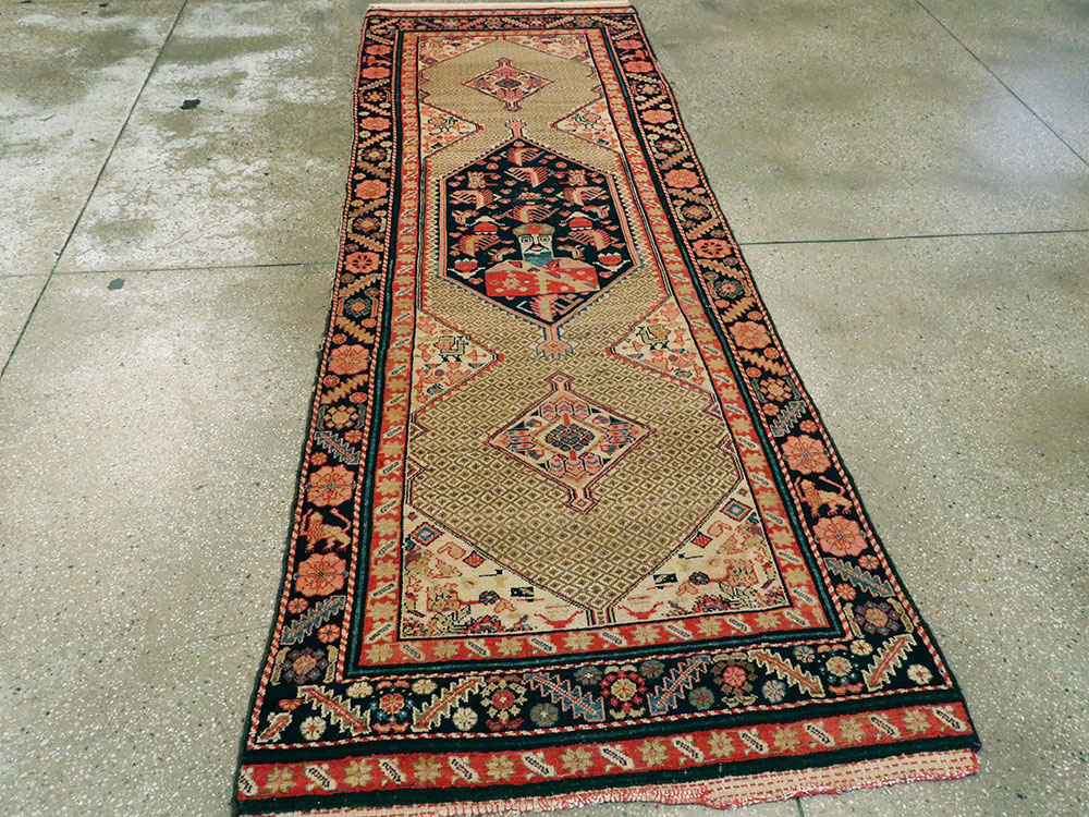 Antique Persian Hamadan Pictorial Rug, No.25572 - Gss