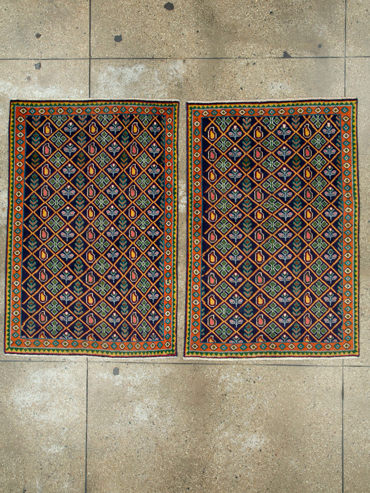 Vintage Persian Tabriz Rug (Pair: 2 of 2), No.25588 - Gss