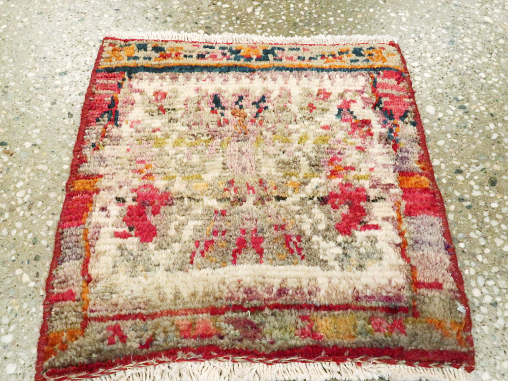 Vintage Persian Shiraz Tribal Bag Face, No.25634 - Gss