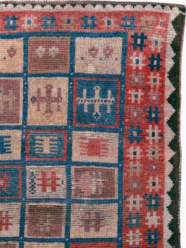 Vintage Persian Gabbeh Throw Rug, No.25693 - Gss