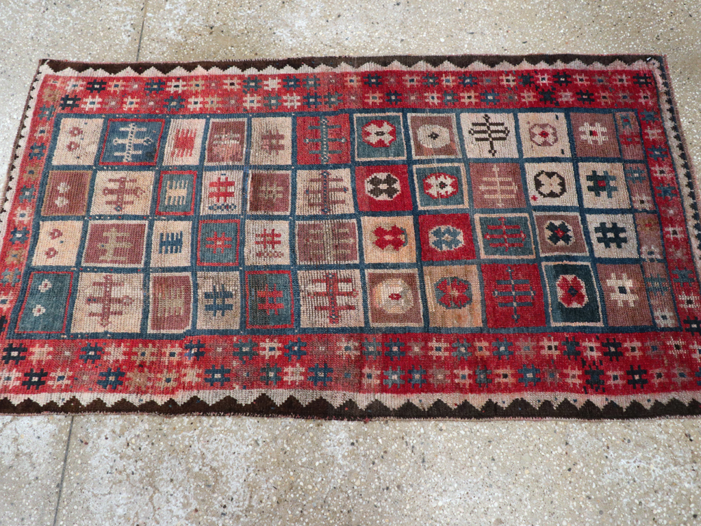 Vintage Persian Gabbeh Throw Rug, No.25693 - Gss