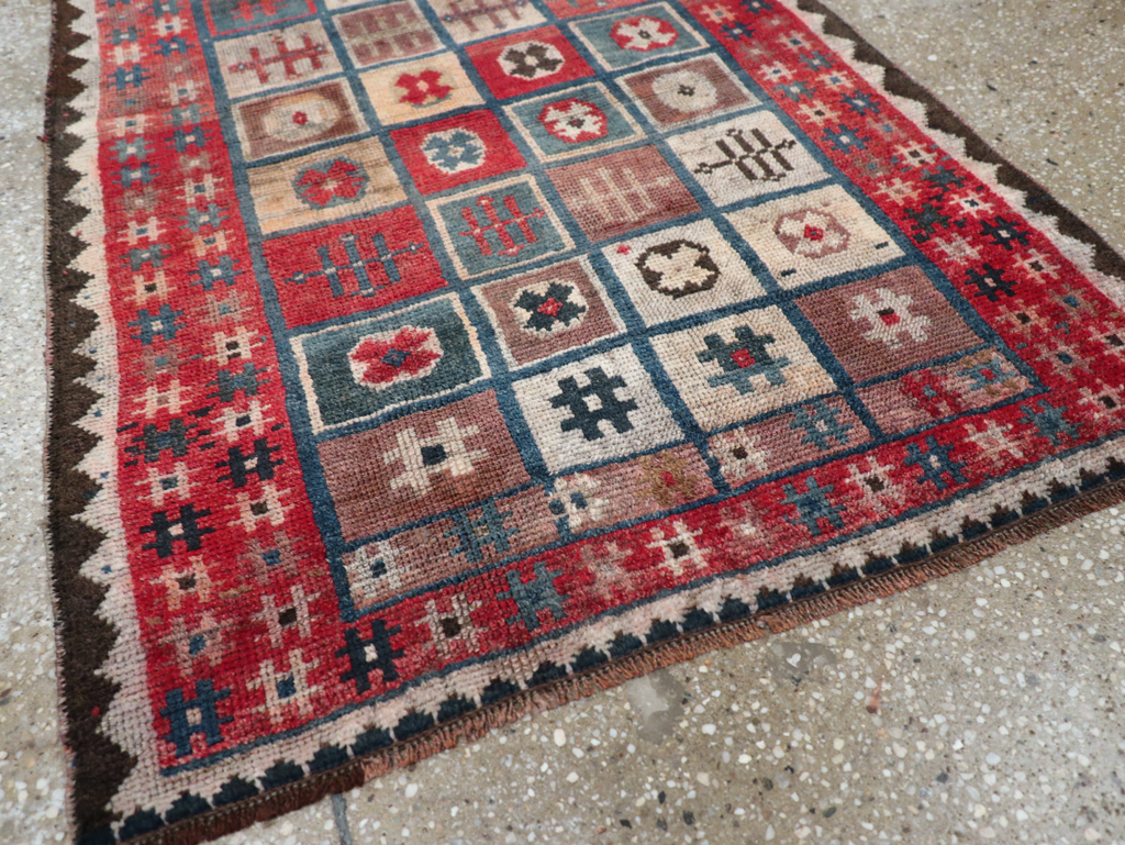 Vintage Persian Gabbeh Throw Rug, No.25693 - Gss