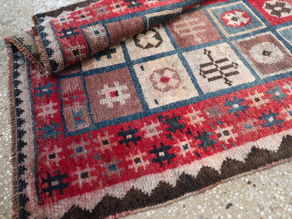 Vintage Persian Gabbeh Throw Rug, No.25693 - Gss